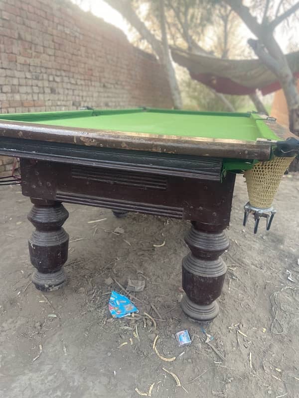 Billiard table / Pool Table /8 ball pool 1