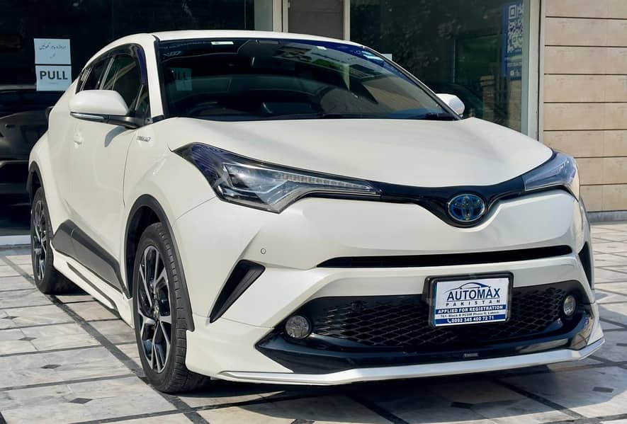 Toyota C-HR G-LED - 2017 1