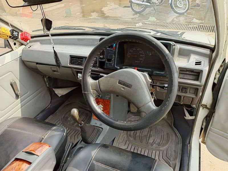 Suzuki Mehran VX 2011/2012 9
