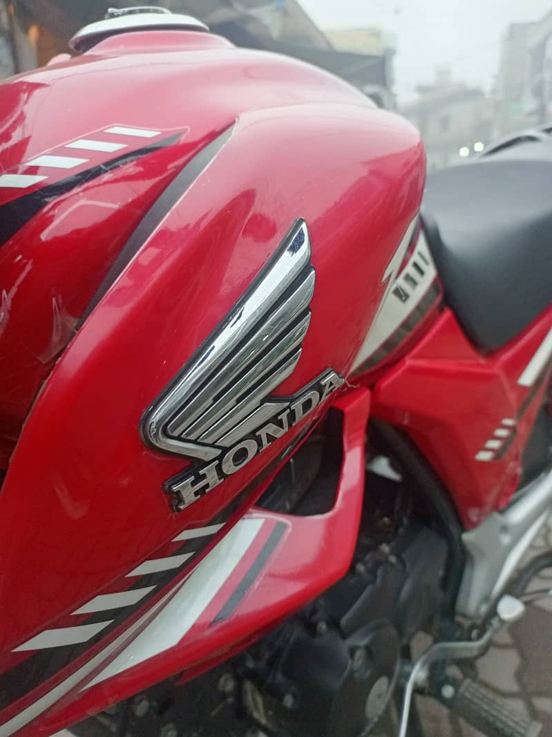 Honda CB 150F 2024 7