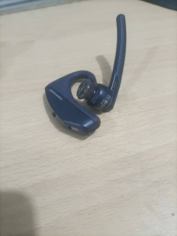 E 5200 Plantronics wireless noice cenlling 03\27=01\86\82\0 whtsapp 3