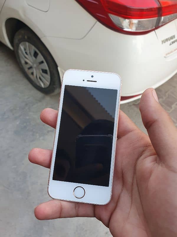 Iphone SE 2016 ,Non Pta, 16gb, Rose gold 5