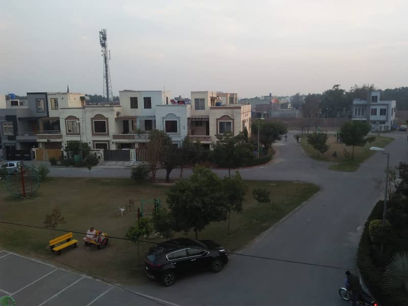 5 Marla Like New Good Condition House With Gas Available For Rent In Bahria Town Lahore. 4