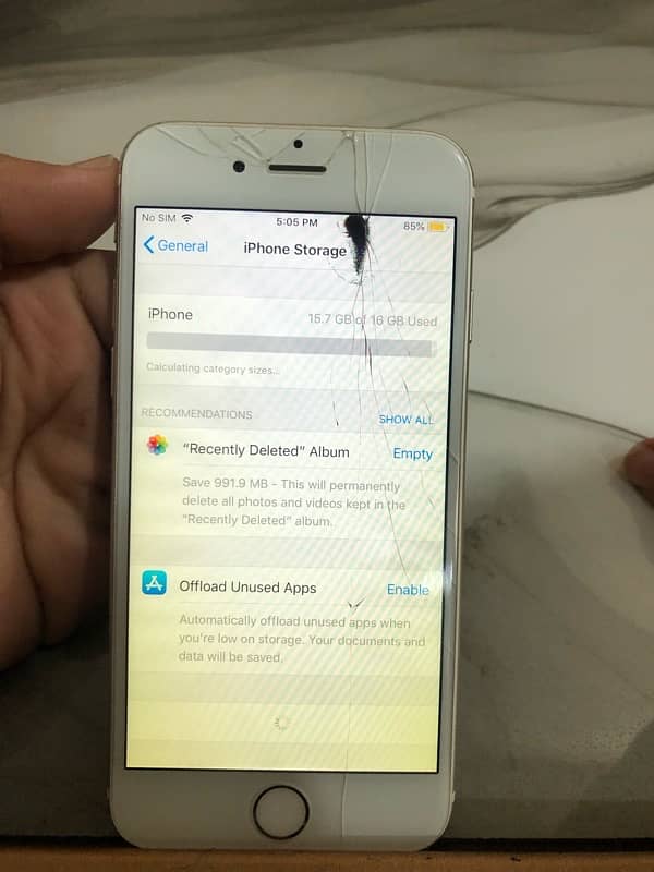 used iPhone broken screen 7