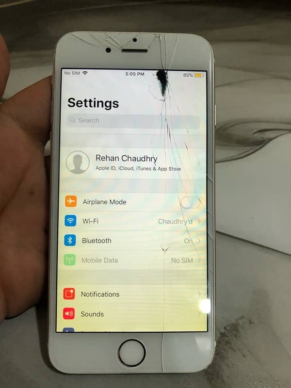 used iPhone broken screen 8