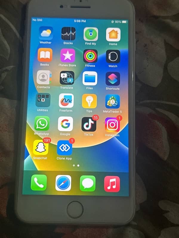 apple iPhone 8 Plus 0