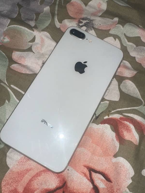 apple iPhone 8 Plus 2