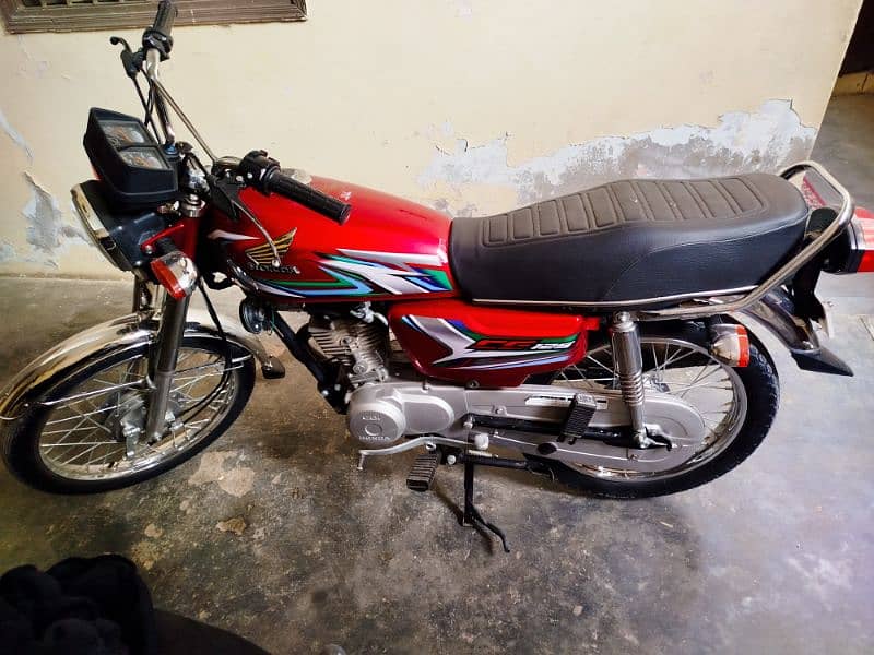 Honda CG125 6