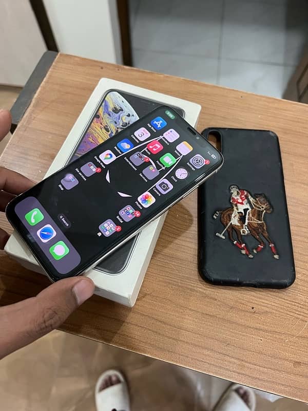 iphone xs max dual pta approved with box 8