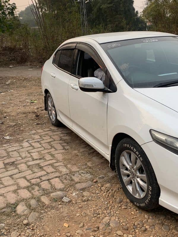 Honda City Aspire 2016 4