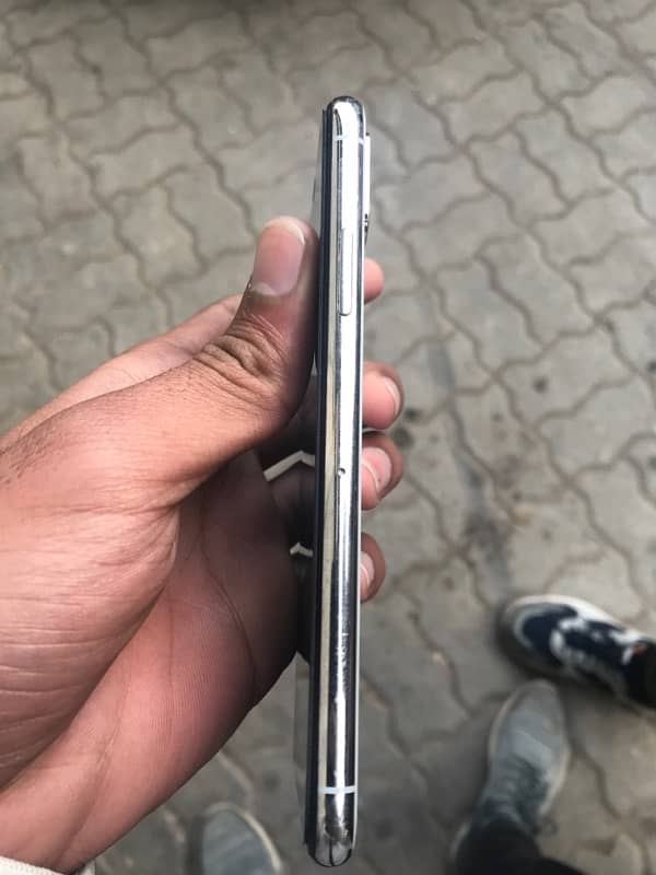 iPhone x sold 1