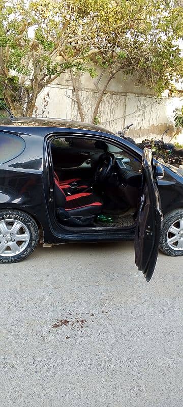 Toyota iQ 2007/2012 3