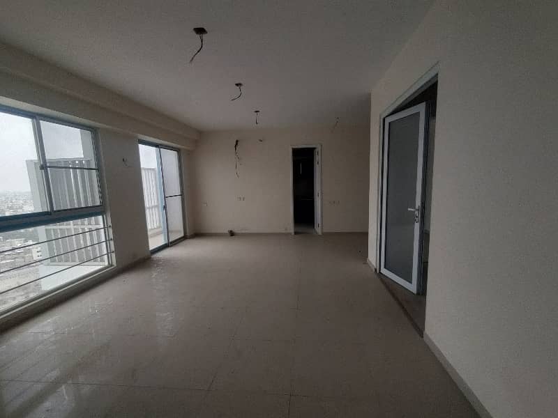 lucky one apartment for rent 2