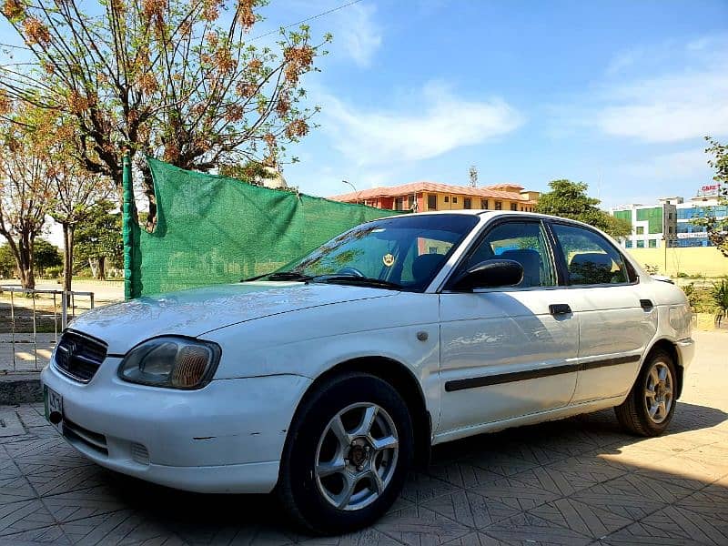 Suzuki Baleno 2004 3