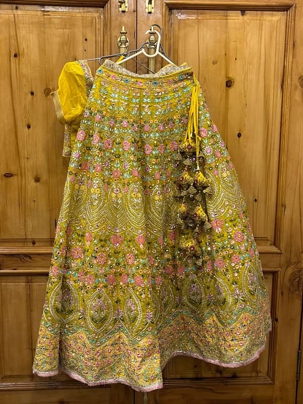 Mehndi dress lehnga choli with mirror work 2