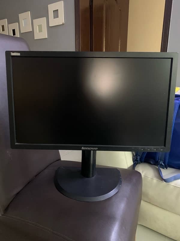 Lenovo LT2223pwC 60Hz monitor 2