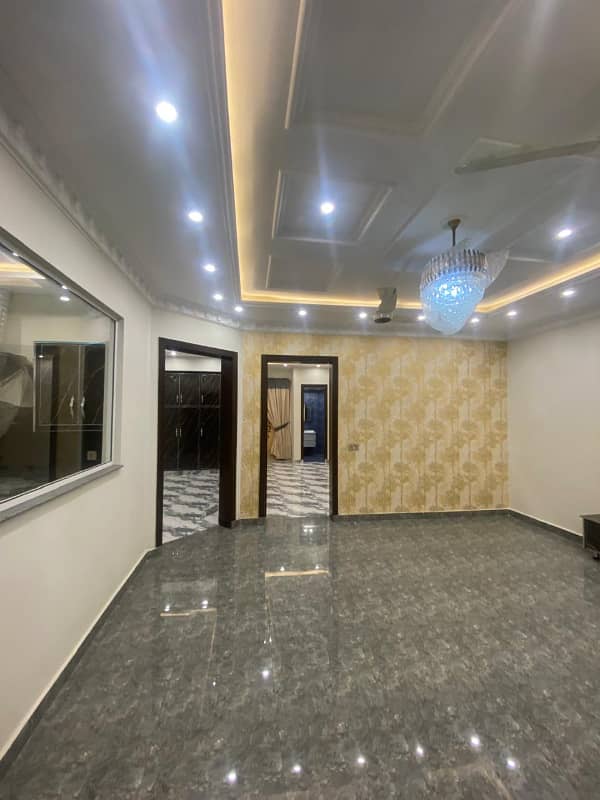 10 Marla House For Sale In Bankar Town,. 3