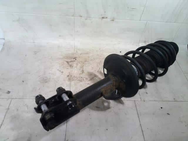 Vitz 2007 front shocks 3