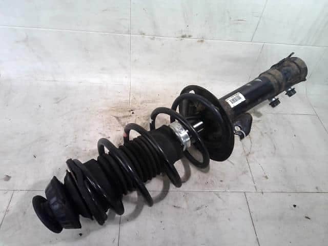 Vitz 2007 front shocks 4