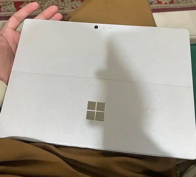 Microsoft surface pro 5 i5 2