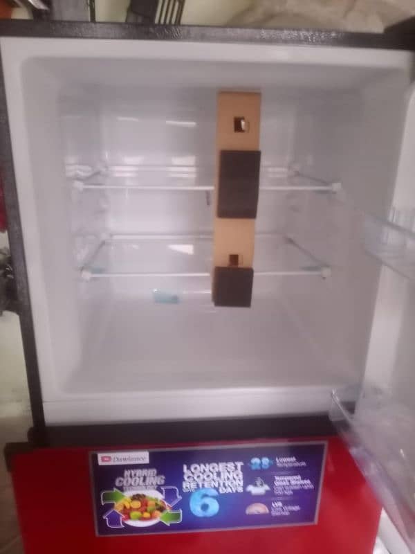 Dawlance Refrigerator Full 10 by 10 condition 4