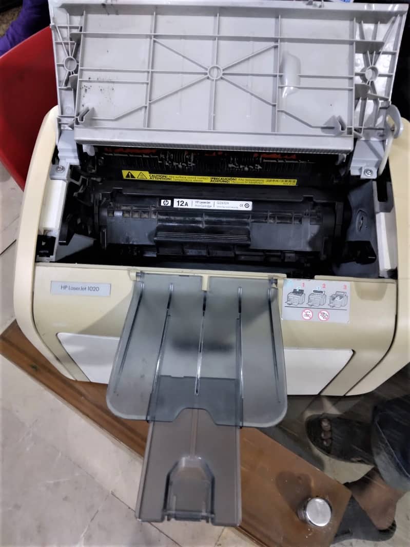 HP 1020 & 1005 Printer with One Extra Cartridge Free 0