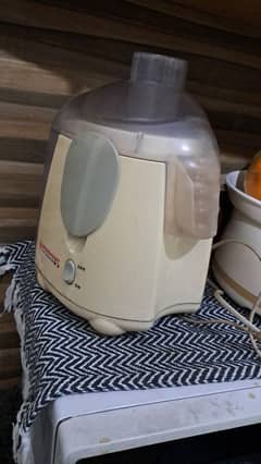 urgent sale westpoint gajjar juicer machine