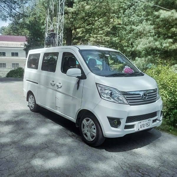 Changan karvaan for rent/rent a van 7seater for rent 4