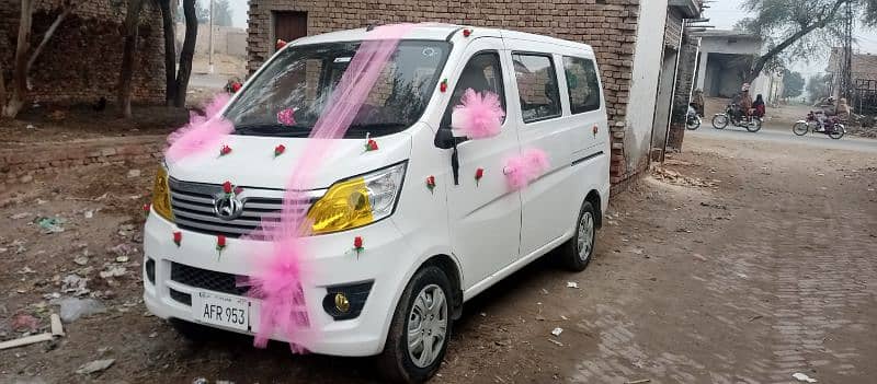 Changan karvaan for rent/rent a van 7seater for rent 5