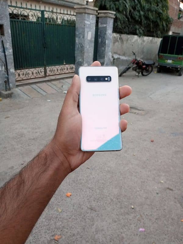 Samsung galaxy s10 6+128 non PTA. exchange possible 1