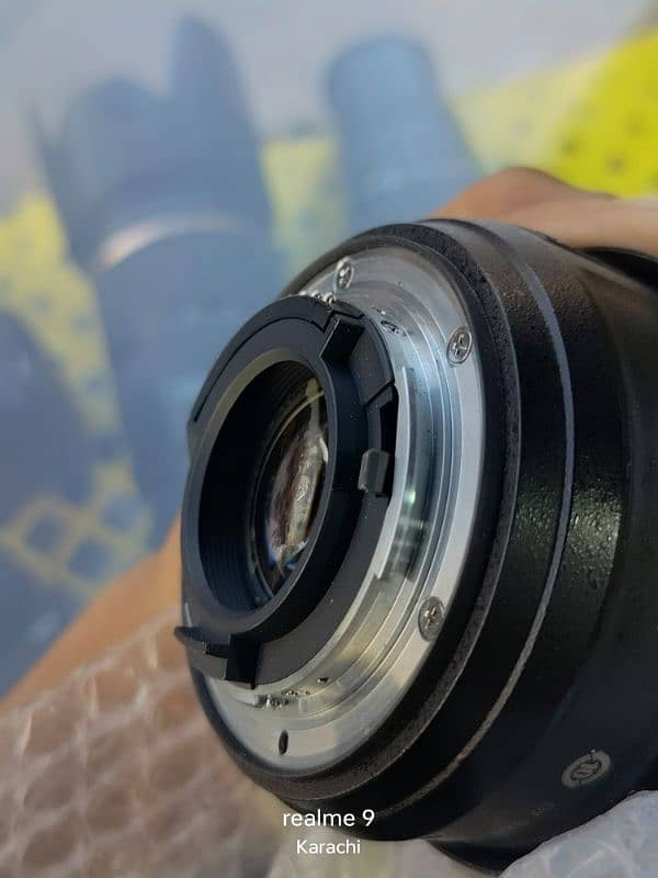 Nikon 35mm F/1.8 | Brand New Conditions with original box 10