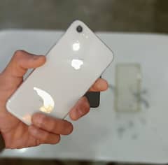 iphone 8 non pta 64gb white color all okay with 2 pouch and