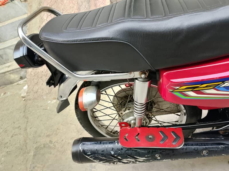 Honda CG 125 2022 4