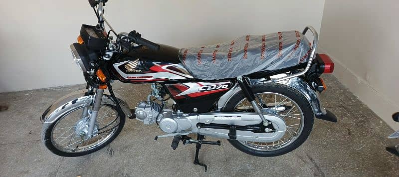 Honda CD-70 2025Karachi no 5