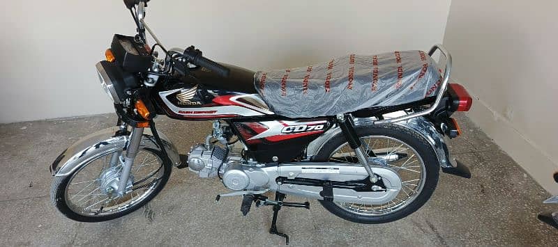 Honda CD-70 2025Karachi no 6