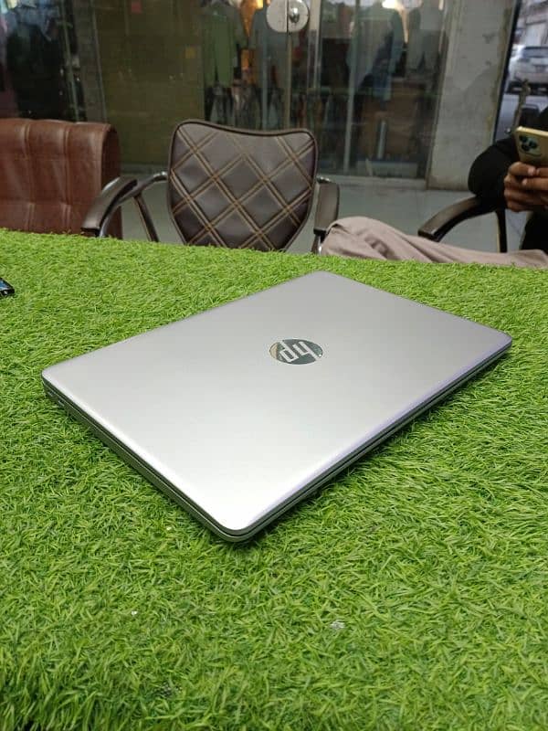 Hp core i5 12th Generation laptop . . (16/256 ssd). 7