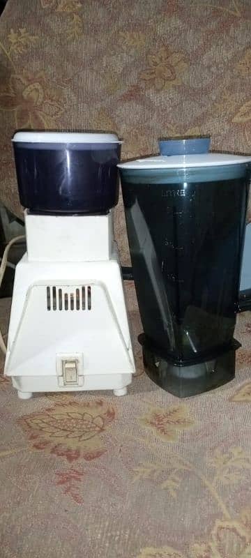 Blender and grinder made in france 3