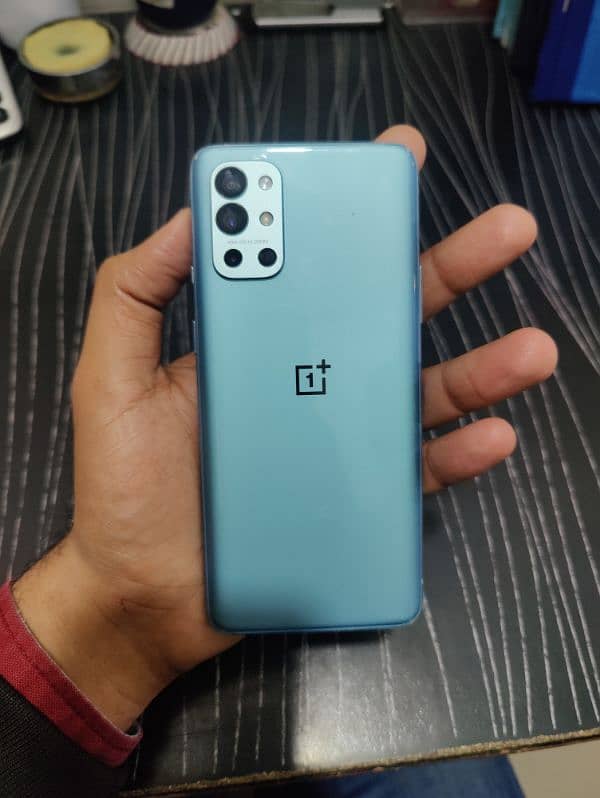 OnePlus 9r 0