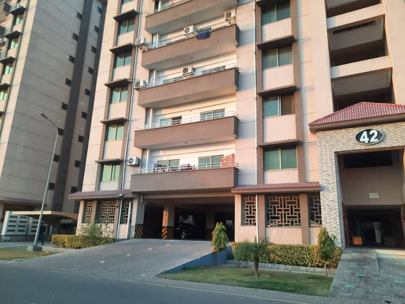 This is a three bed room apartment with all amenities. 1