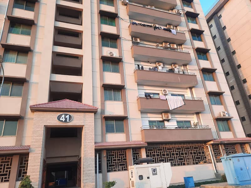 This is a three bed room apartment with all amenities. 4