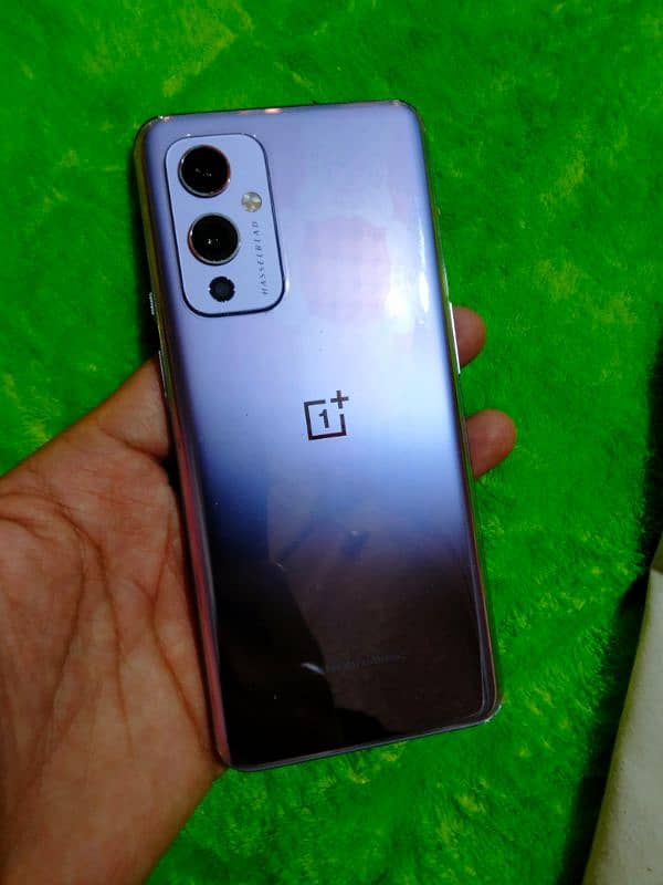 OnePlus 9    10/10 4