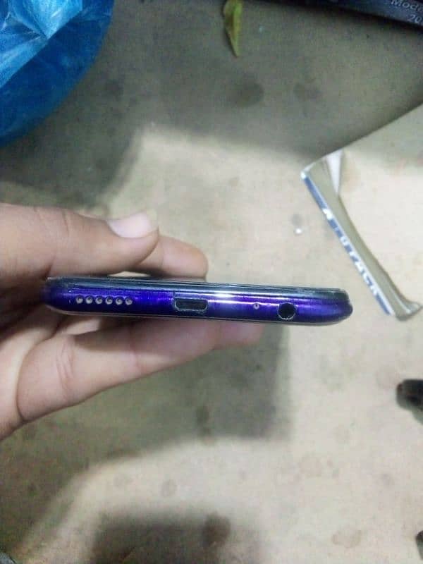 Infinix Hot 8 lite 0