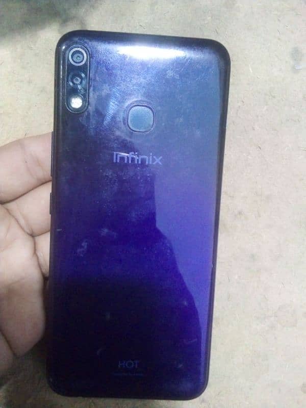 Infinix Hot 8 lite 3