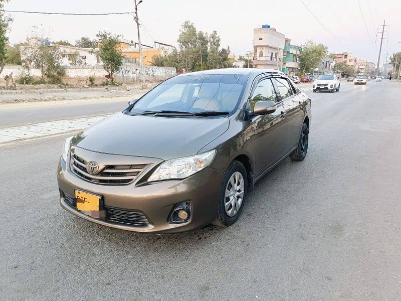 Toyota Corolla GLI 2013 4