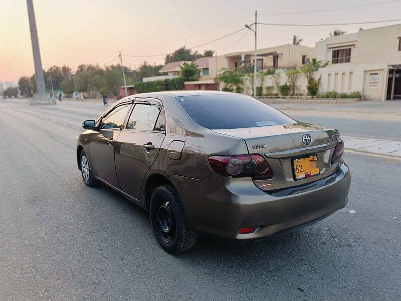 Toyota Corolla GLI 2013 6