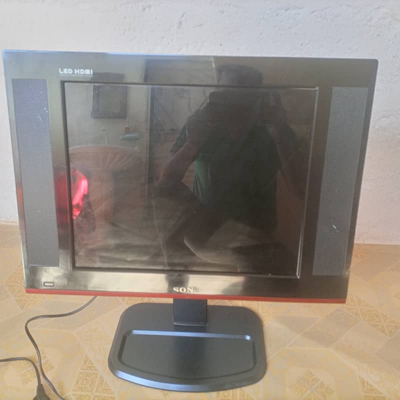 LCD for sell (0346-2437369) 0