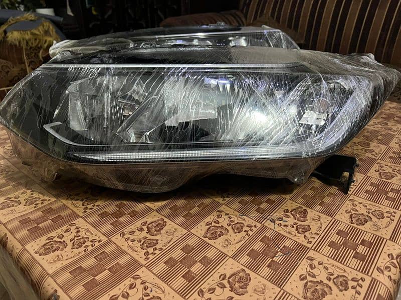 Halogen Head lights of Honda city 6th generation 0