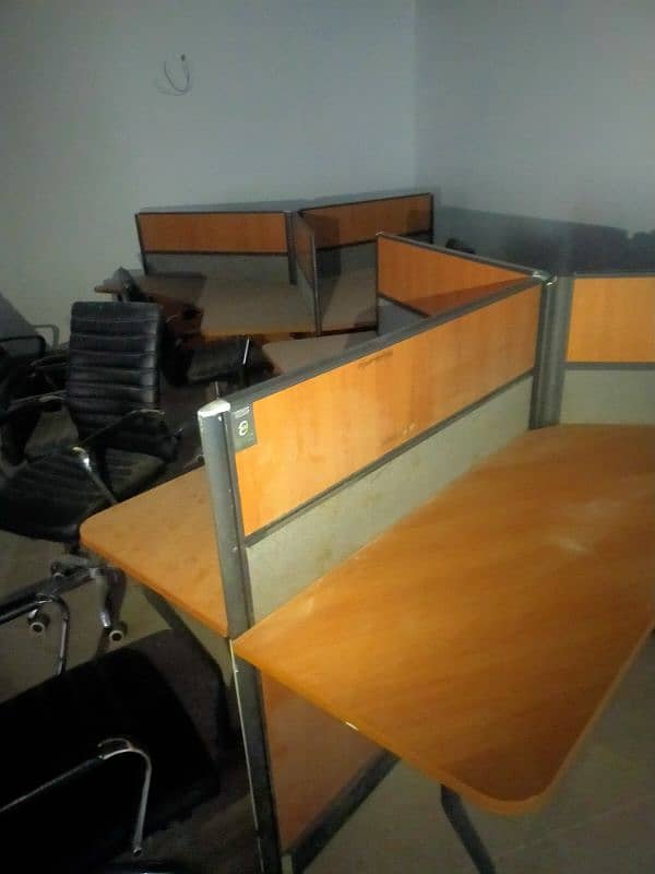 workstation and office chairs 6