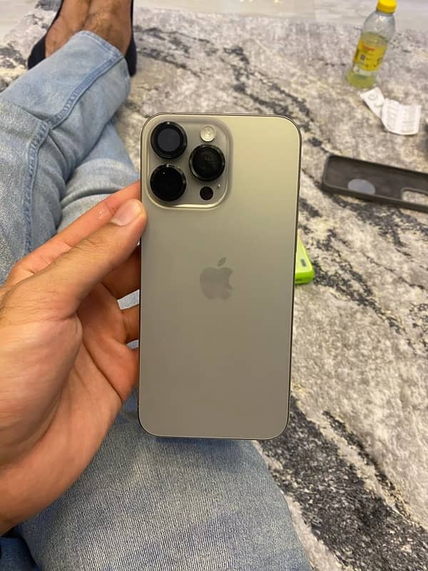 iphone 15 pro max 256gb physical duel sim non PTA sim time han abi 1