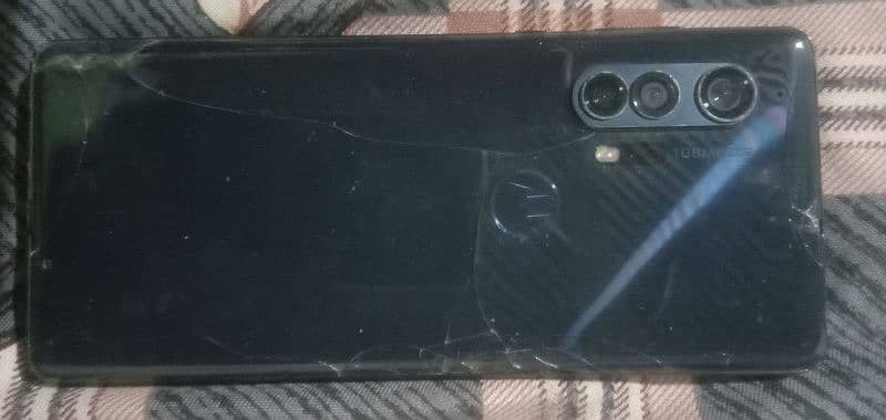 moto edge plus 0